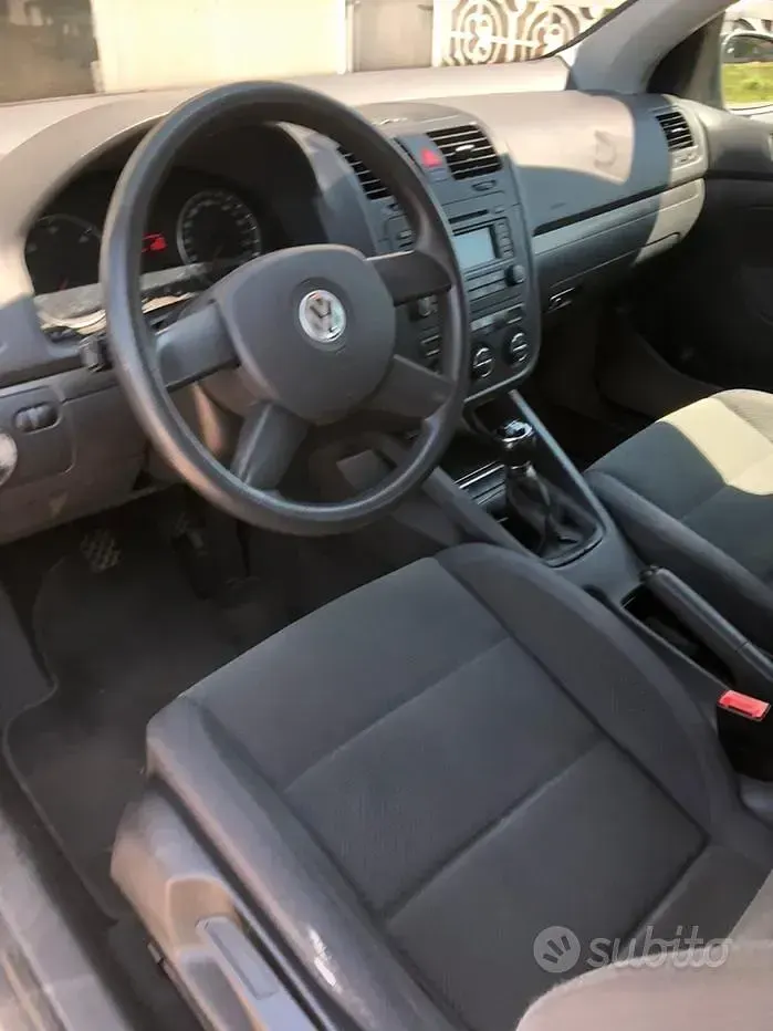 Usata VW Golf IV 2004 Grigio Berlina