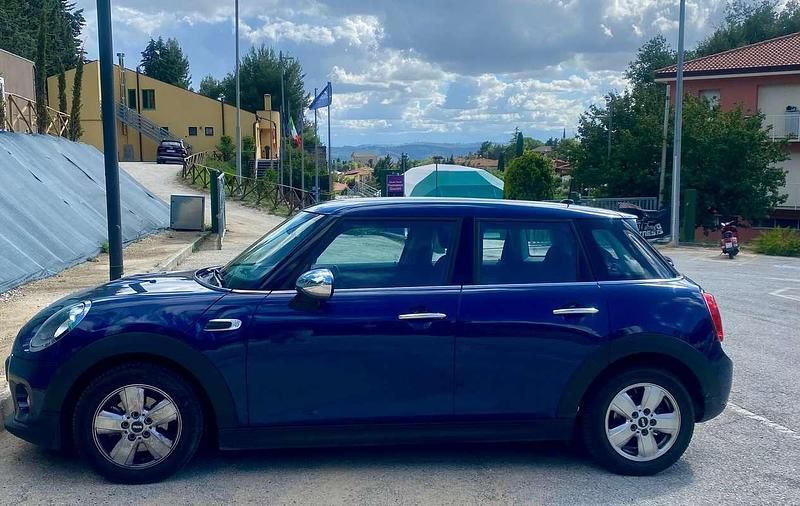Usata Mini One D 95 CV (69 kW) 2015 Blu/azzurro Utilitaria