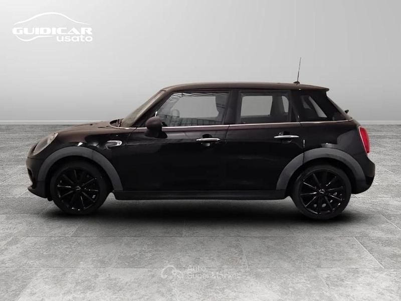 Begagnad Mini ONE 75 HK (55 kW) 2015 Svart Halvkombi