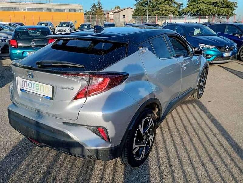 Usata Toyota C-HR Trend 122 CV (89 kW) 2023 Argento SUV