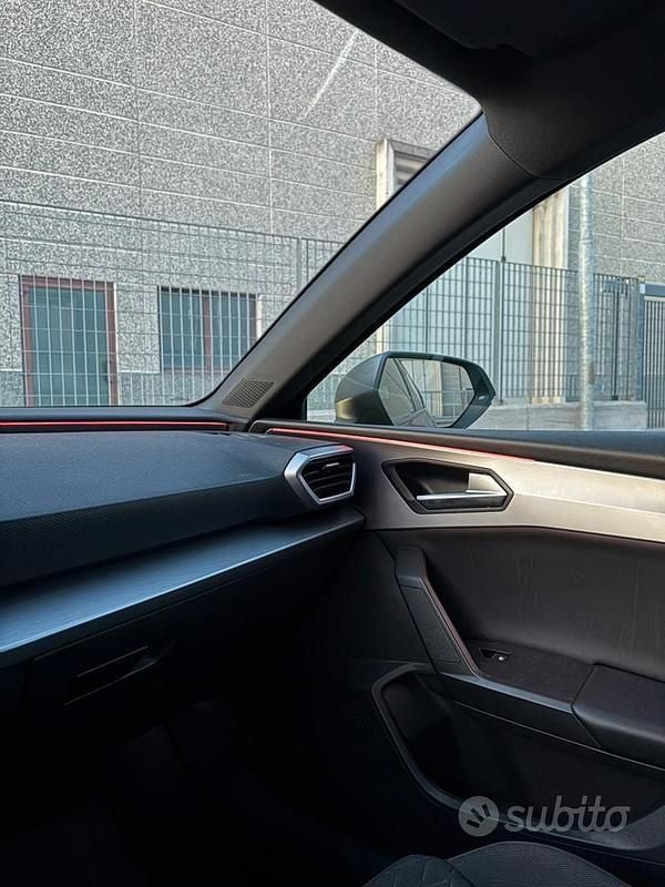 Usata Seat Leon FR 130 CV (95 kW) 2023 Nero Berlina