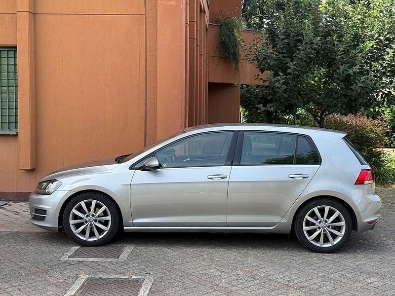 Usata VW Golf VII Highline 122 CV (89 kW) 2013 Argento Berlina