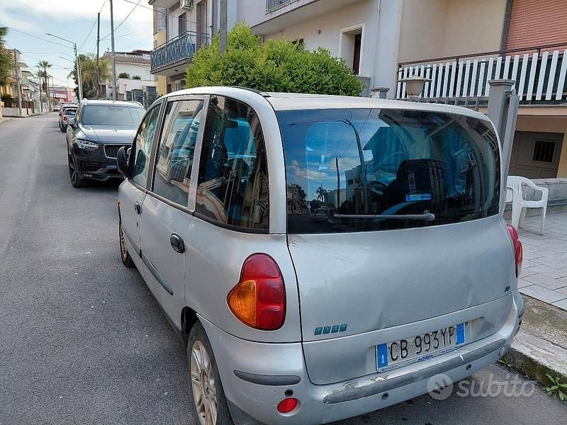 Usata Fiat Multipla 2002 Grigio Monovolume