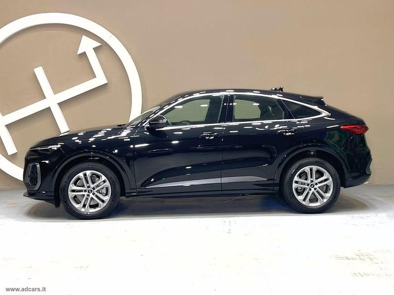 Nuova Audi Q5 S-Line 204 CV (150 kW) 2026 Nero SUV