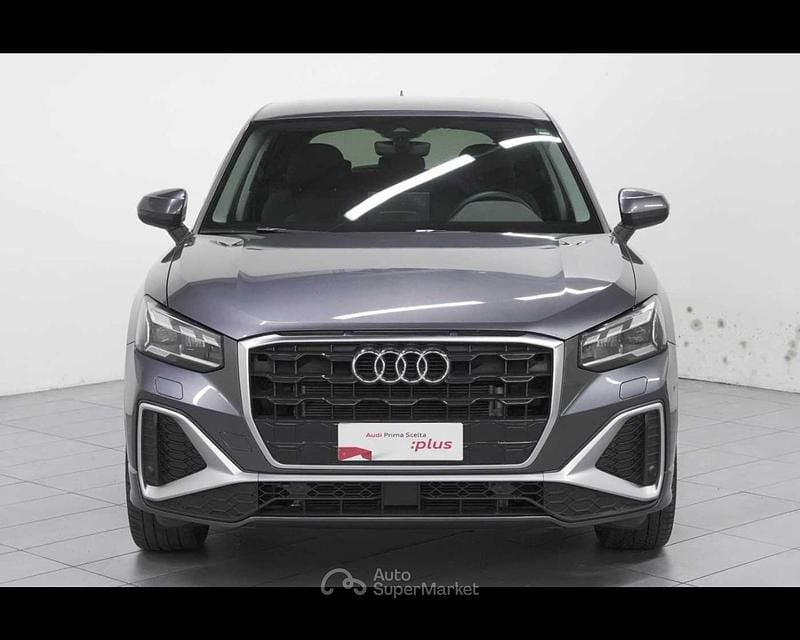 Usata Audi Q2 S-Line 150 CV (110 kW) 2024 Grigio SUV