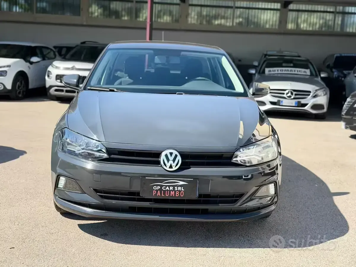Usata VW Polo 65 CV (47 kW) 2018 Grigio Utilitaria