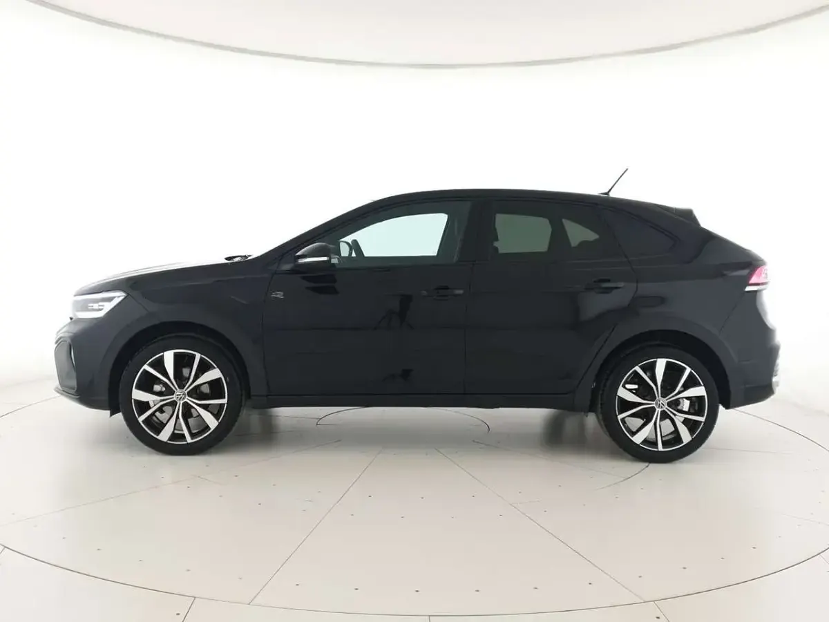 Nuova VW Taigo R-line Plus 116 CV (85 kW) 2026 Deep black perlato SUV