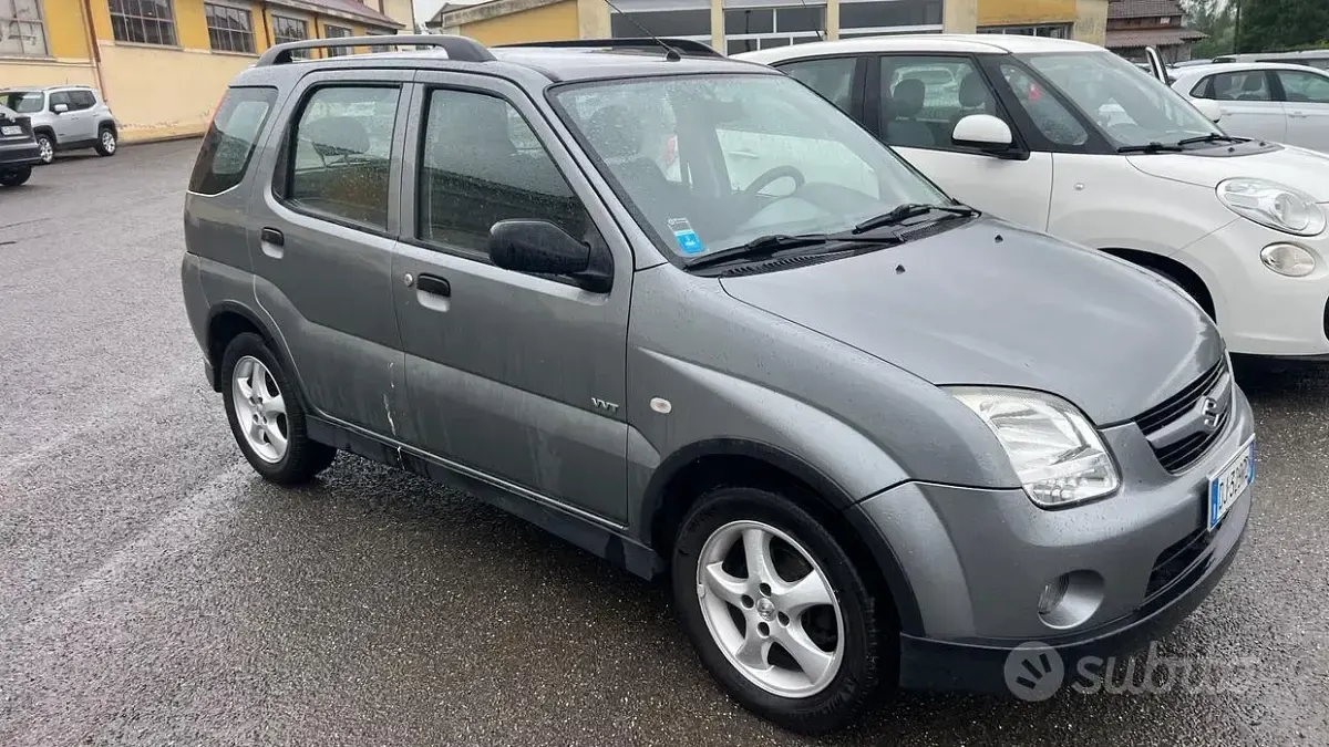 Usata Suzuki Ignis GL 99 CV (72 kW) 2008 Grigio Utilitaria