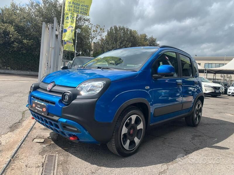 Usata Fiat Panda S 70 CV (51 kW) 2024 Blu Utilitaria