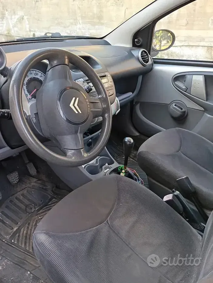 Usata Citroën C1 54 CV (39 kW) 2005 Grigio Utilitaria