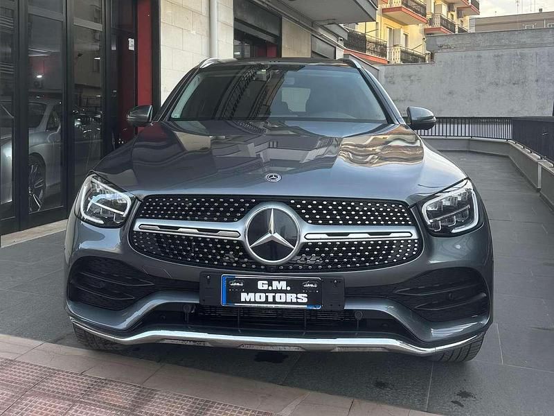 Usata Mercedes GLC300e Premium 194 CV (142 kW) 2021 Grigio SUV