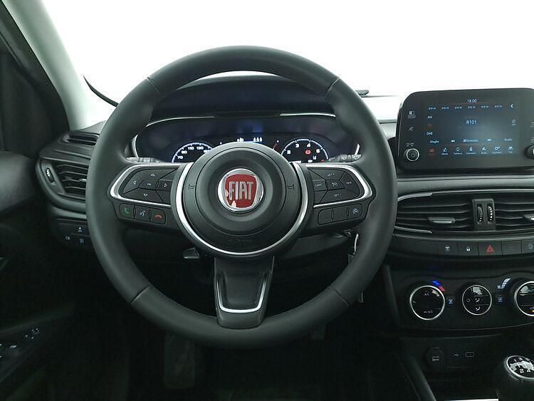 Usata Fiat Tipo 100 CV (73 kW) 2023 Grigio Station wagon