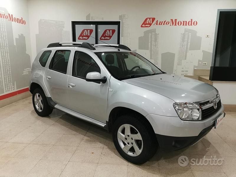 Usata Dacia Duster 110 CV (80 kW) 2012 Grigio SUV