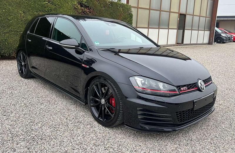Usata VW Golf VII GTI 230 CV (169 kW) 2015 Nero Berlina
