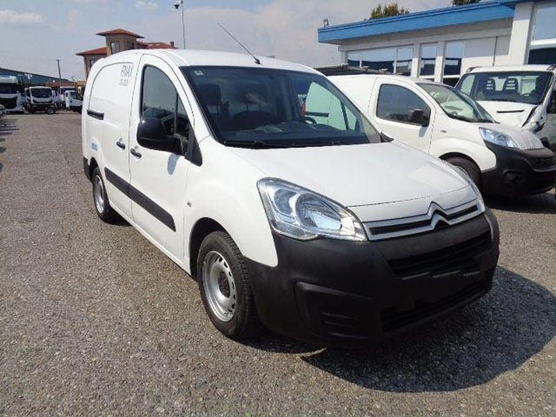 Usata Citroën Berlingo 101 CV (74 kW) 2017 Bianco Monovolume