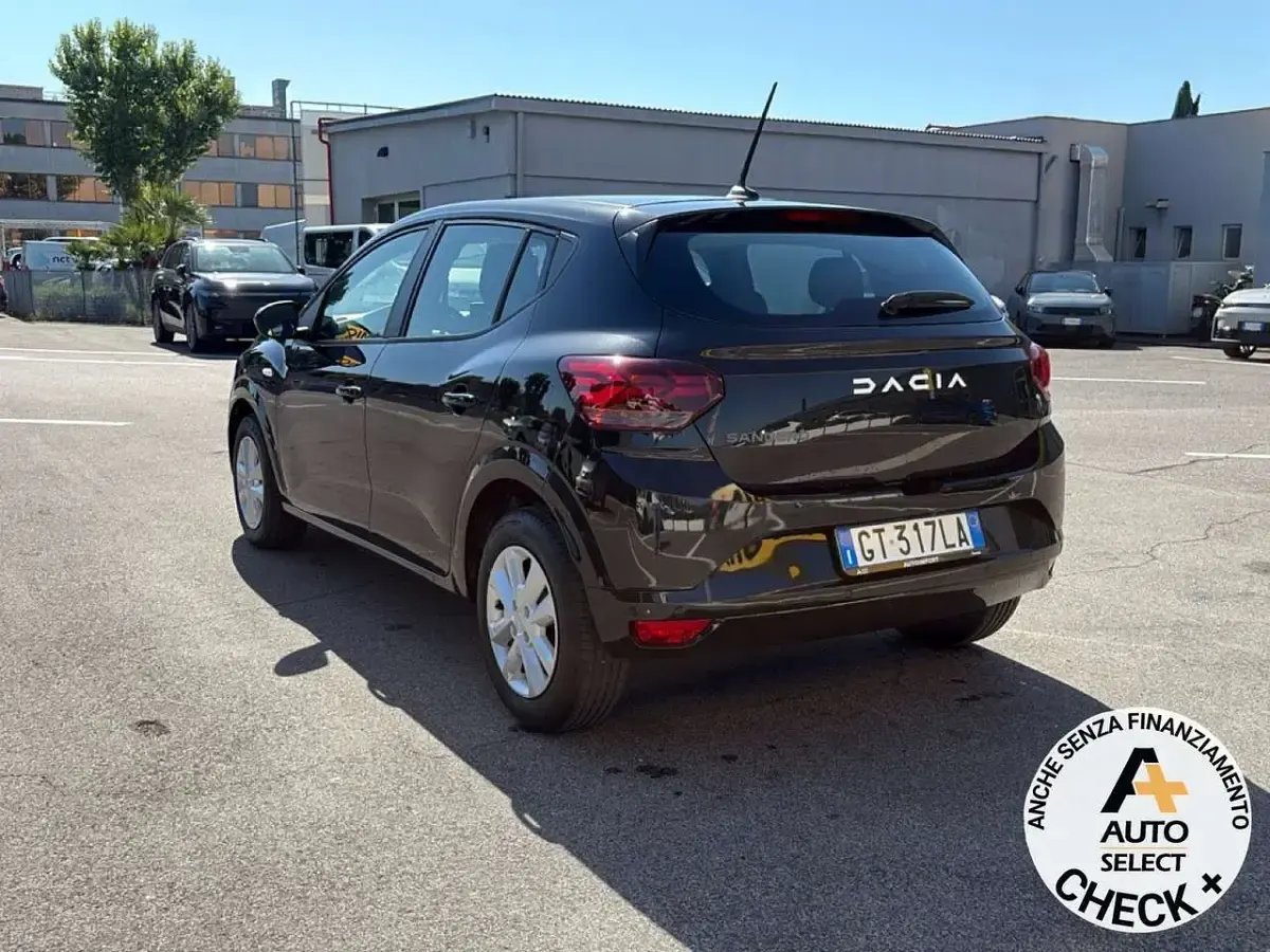 Usata Dacia Sandero Expression 91 CV (66 kW) 2024 Nero Berlina