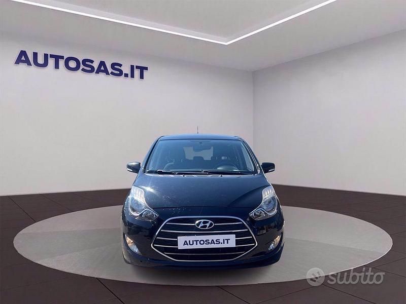 Usata Hyundai ix20 Xpossible 90 CV (66 kW) 2015 Nero Utilitaria