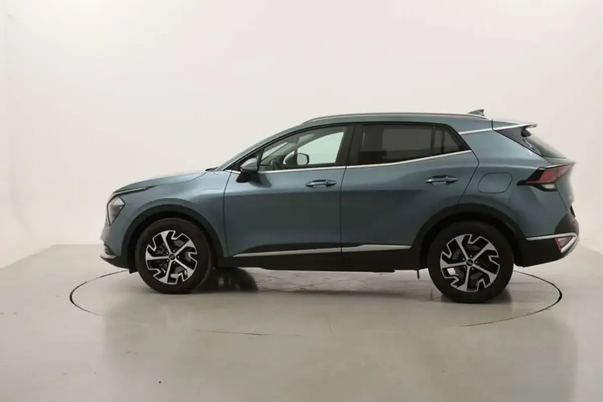 Usata Kia Sportage Style 230 CV (169 kW) 2022 Blu SUV