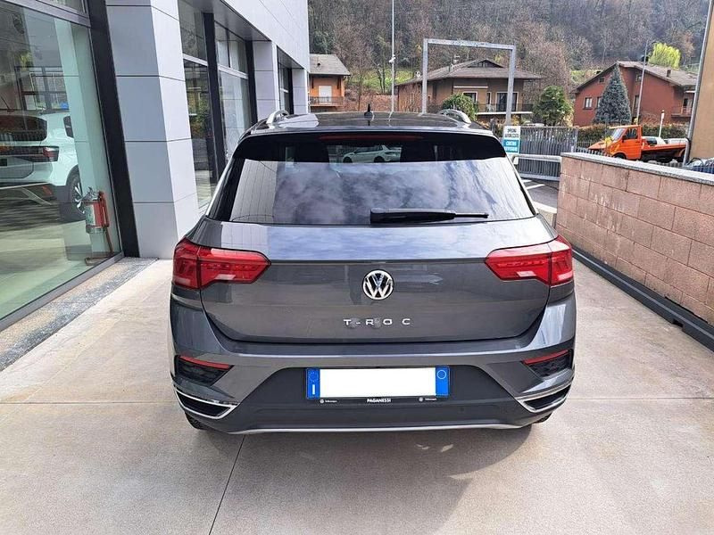 Usata VW T-Roc Style 116 CV (85 kW) 2018 Grigio SUV