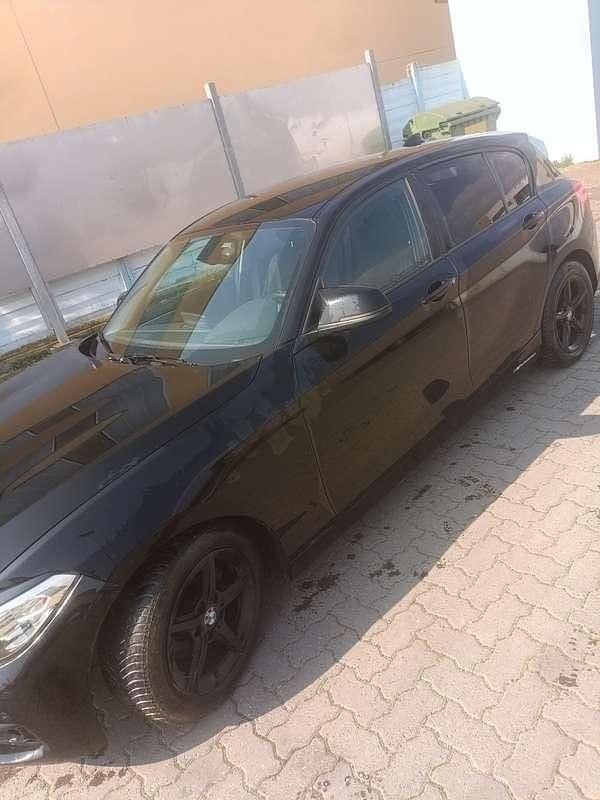 Usata BMW 116 Sport Line 116 CV (85 kW) 2016 Nero Utilitaria