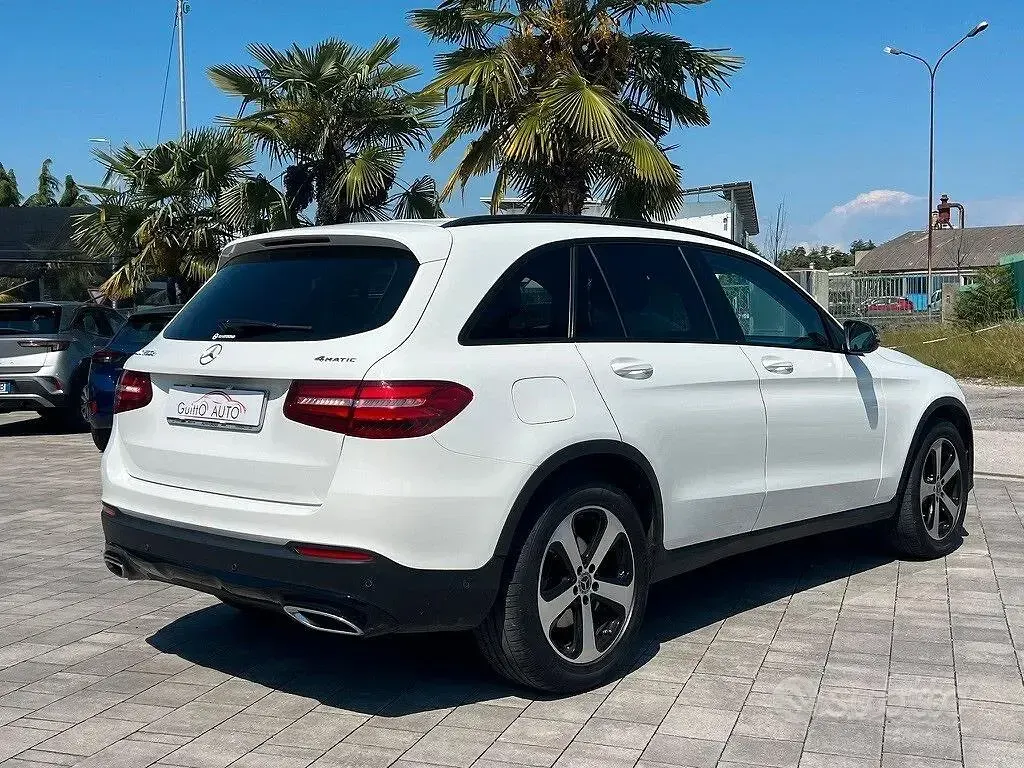 Usata Mercedes GLC250 Premium 204 CV (150 kW) 2018 Bianco SUV