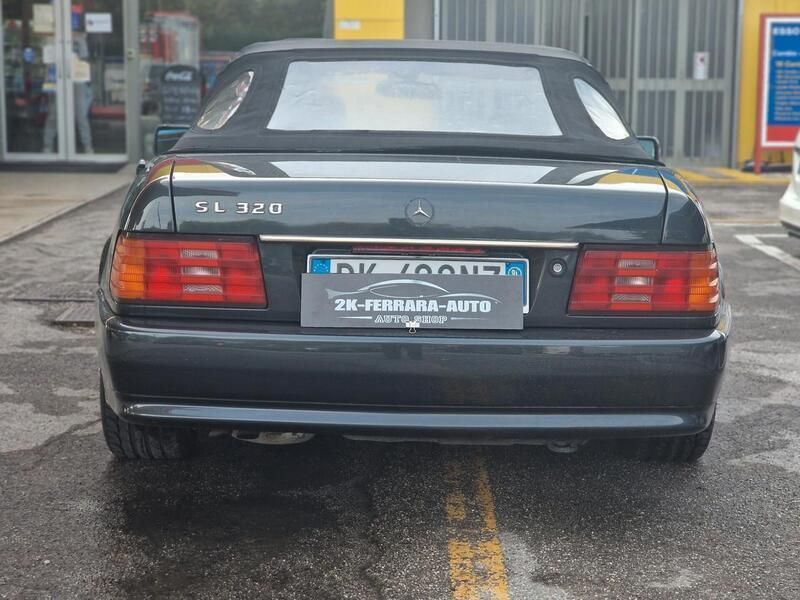 Usata Mercedes SL320 231 CV (169 kW) 1991 Nero Cabrio