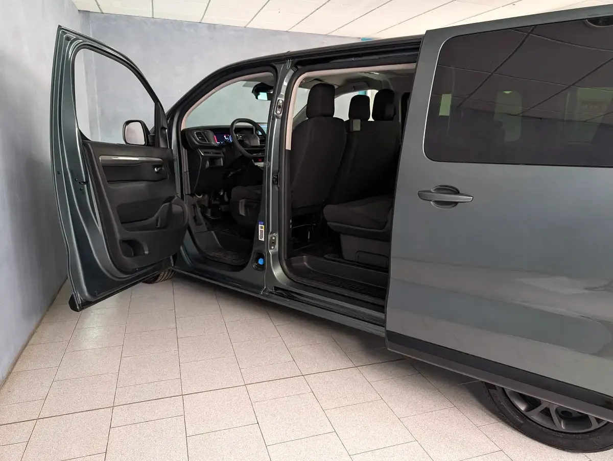 Usata Fiat Ulysse 132 kW (180 CV) 2025 Verde Monovolume