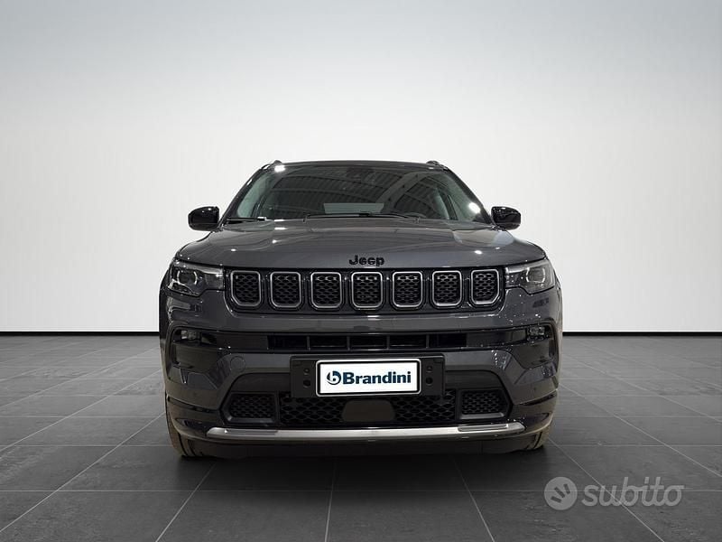 Usata Jeep Compass Summit 131 CV (96 kW) 2025 Graphite grey SUV
