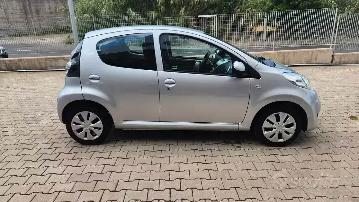Usata Citroën C1 55 CV (40 kW) 2011 Grigio Utilitaria