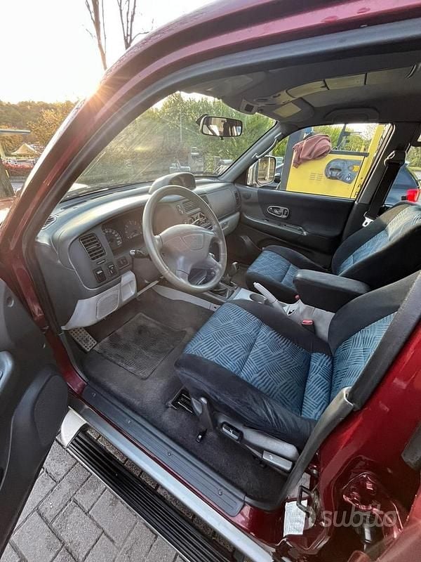 Usata Mitsubishi Pajero Sport 2000 Rosso SUV