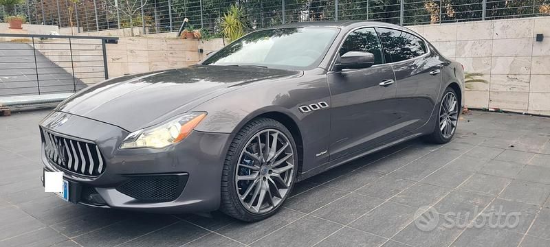 Usata Maserati Quattroporte 430 CV (316 kW) 2017 Grigio Berlina