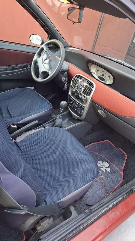 Usata Lancia Ypsilon 55 CV (40 kW) 2000 Utilitaria