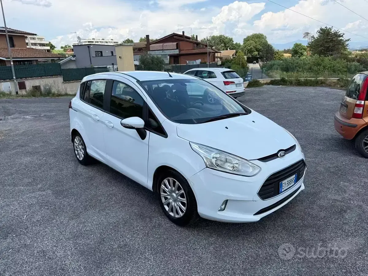 Usata Ford B-MAX Business Edition 90 CV (66 kW) 2014 Monovolume
