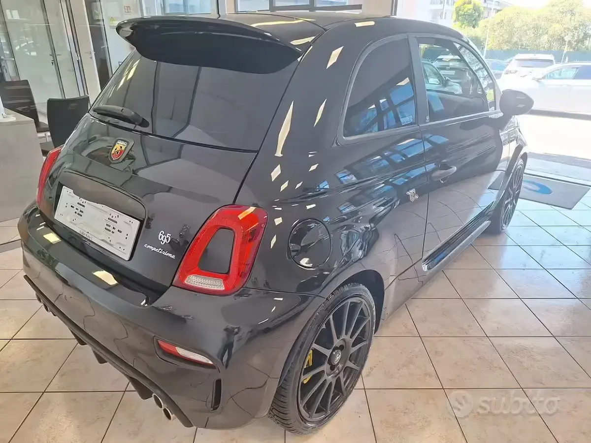 Occasion Abarth 695 Competizione 179 ch (131 kW) 2024 Noir Citadine