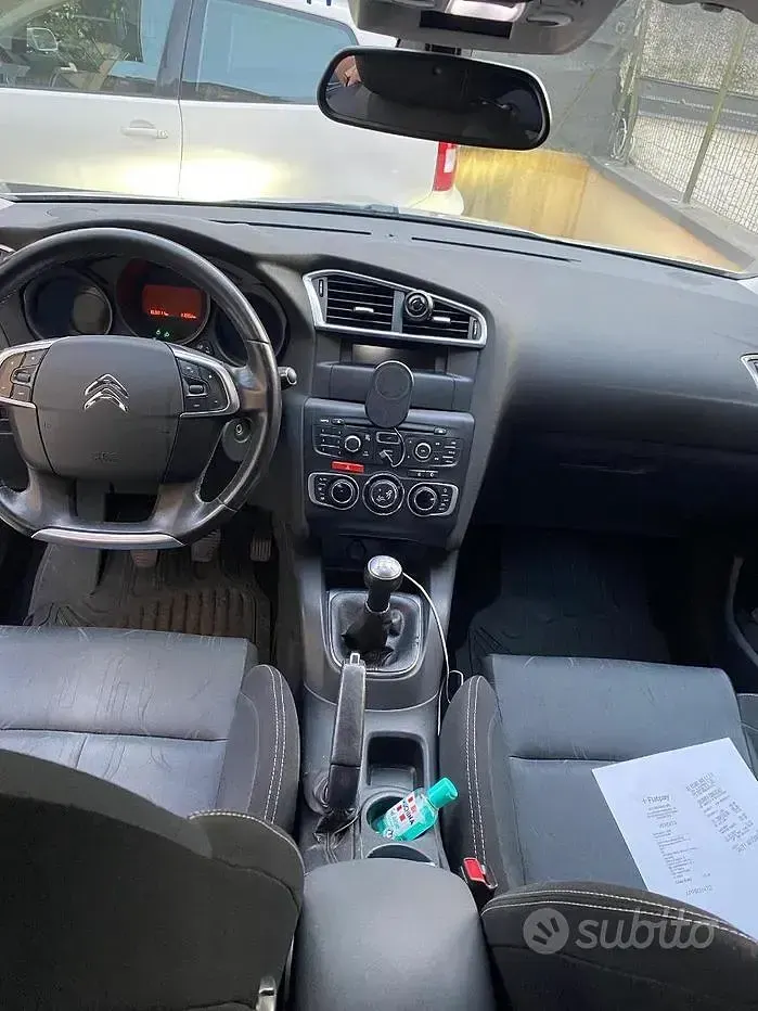 Usata Citroën C4 92 CV (67 kW) 2012 Grigio Berlina