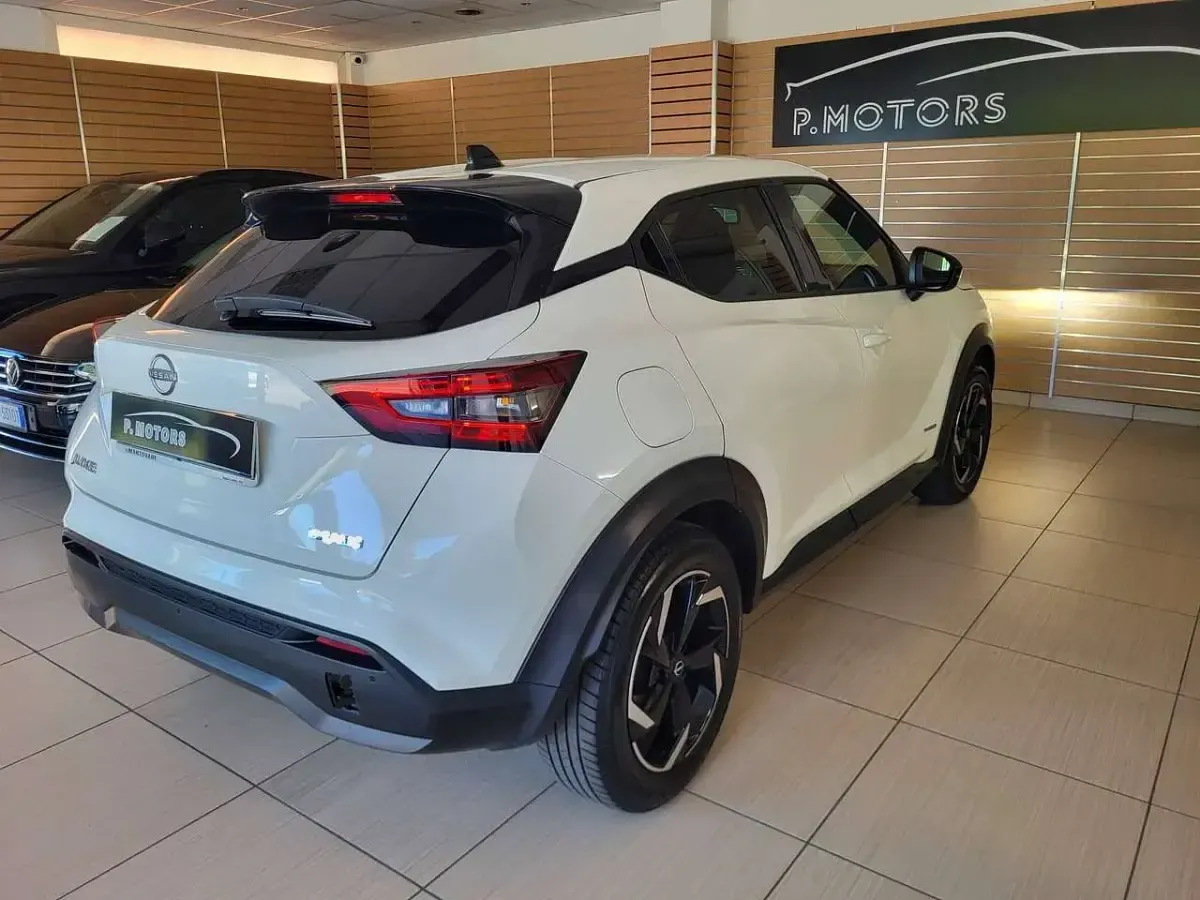Usata Nissan Juke N-Connecta 114 CV (83 kW) 2023 Bianco SUV