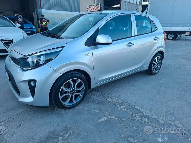 Usata Kia Picanto 67 CV (49 kW) 2019 Grigio Utilitaria