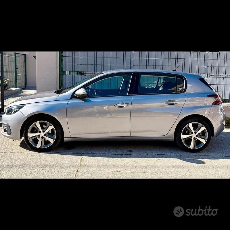 Usata Peugeot 308 Allure 131 CV (96 kW) 2019 Grigio Berlina
