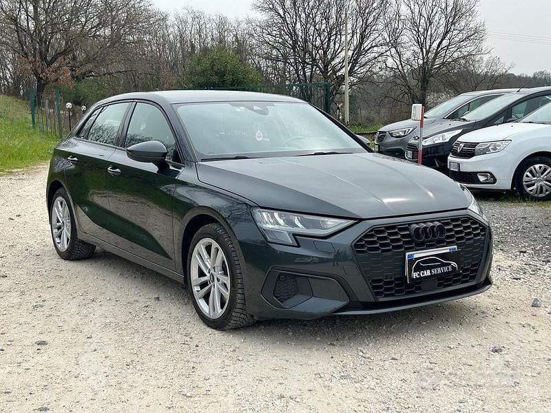 Usata Audi A3 Advanced 150 CV (110 kW) 2021 Grigio Berlina