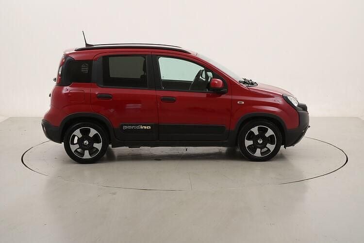 Usata Fiat Panda Cross Cross 71 CV (52 kW) 2025 Rosso Utilitaria
