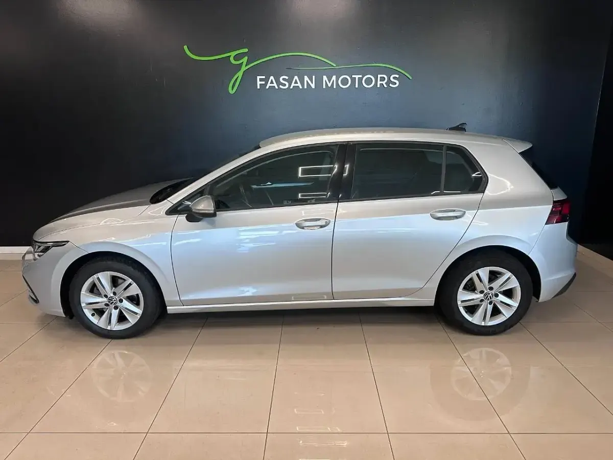 Usata VW Golf VII Life 110 CV (80 kW) 2020 Giallo Berlina