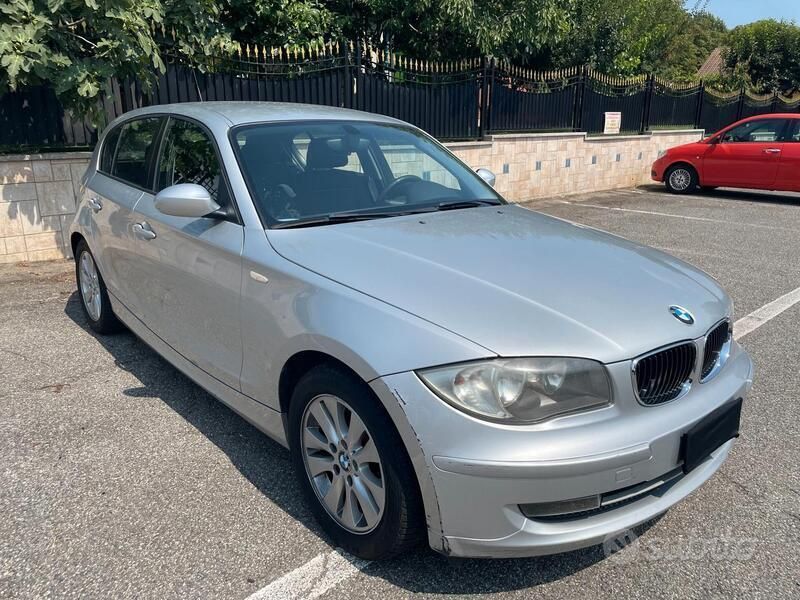 Usata BMW 116 116 CV (85 kW) 2009 Grigio Utilitaria