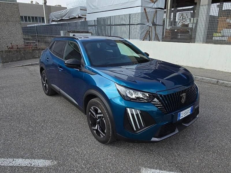 Usata Peugeot 2008 Allure 131 CV (96 kW) 2025 Grigio SUV
