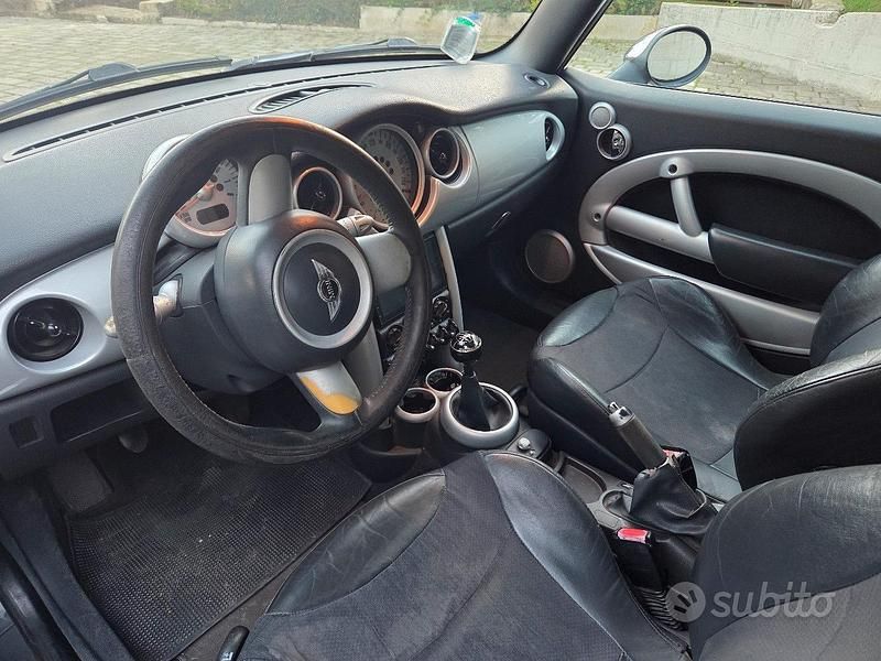 Usata Mini Cooper Cabriolet 116 CV (85 kW) 2004 Nero Cabrio