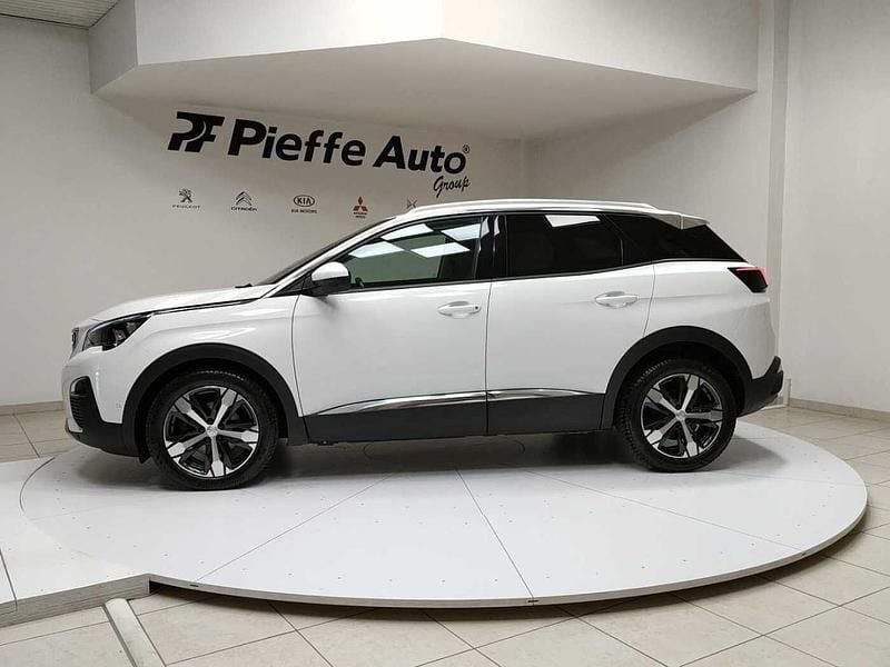 Usata Peugeot 3008 Allure 131 CV (96 kW) 2018 Bianco banchisa SUV