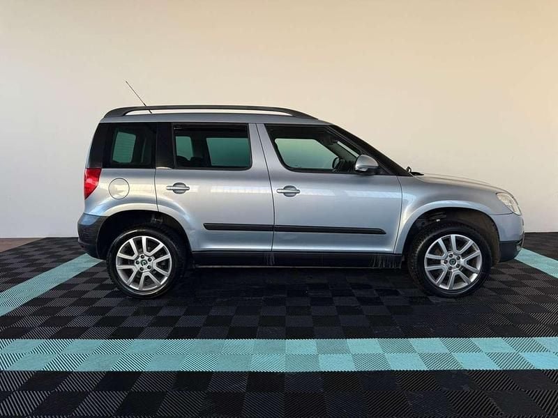 Usata Skoda Yeti Adventure 110 CV (80 kW) 2010 Blu SUV