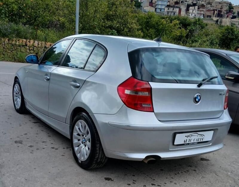 Usata BMW 118 143 CV (105 kW) 2007 Argento Utilitaria
