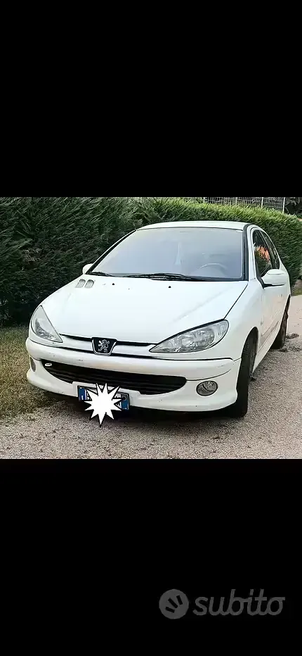 Usata Peugeot 206 60 CV (44 kW) 1999 Bianco Utilitaria