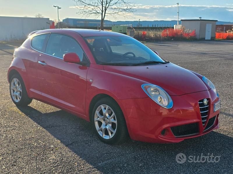 Usata Alfa Romeo MiTo Distinctive 90 CV (66 kW) 2009 Rosso Utilitaria