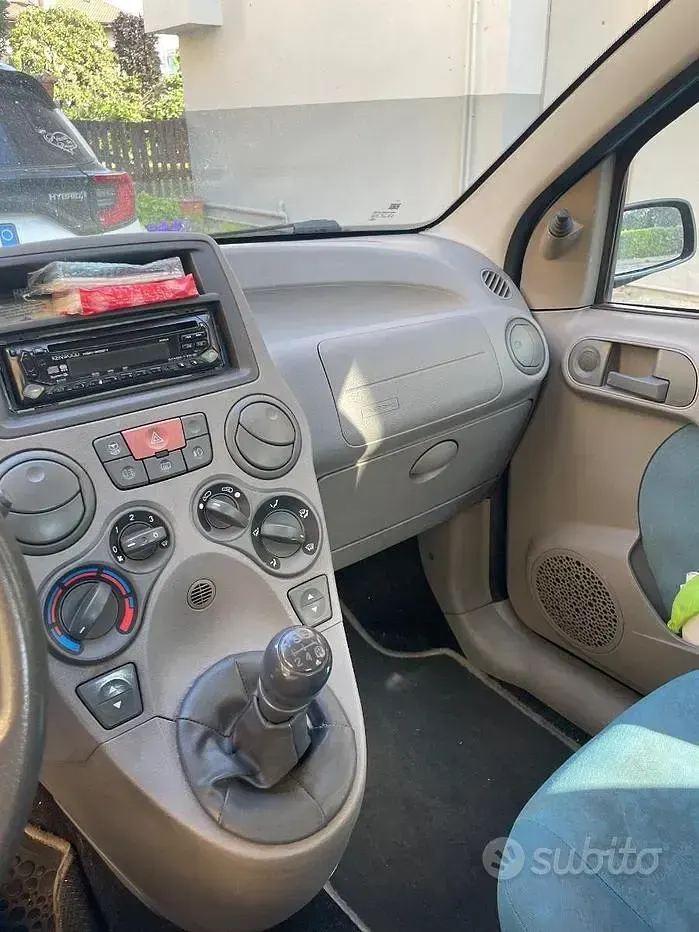 Usata Fiat Panda 60 CV (44 kW) 2004 Utilitaria